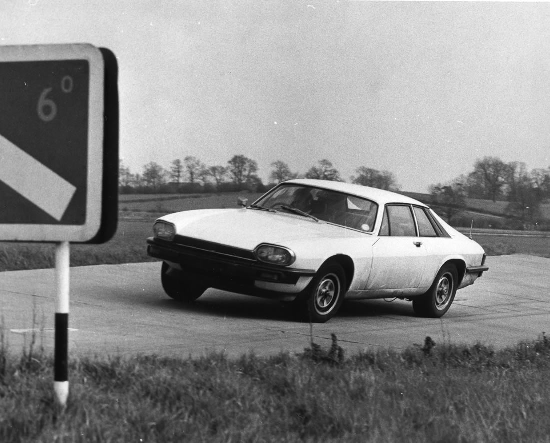 XJ-S at  Mira